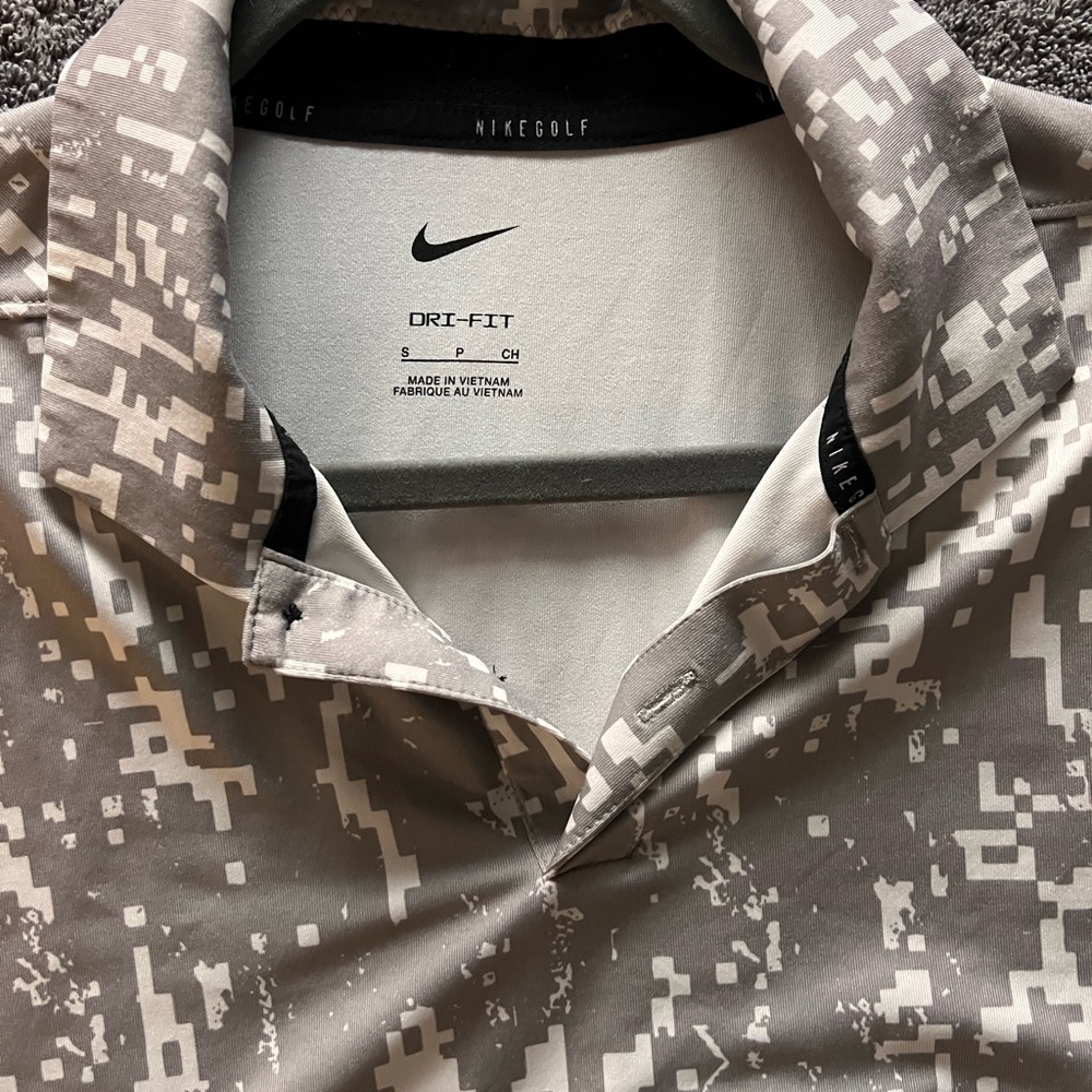 Nike dry-fit polo